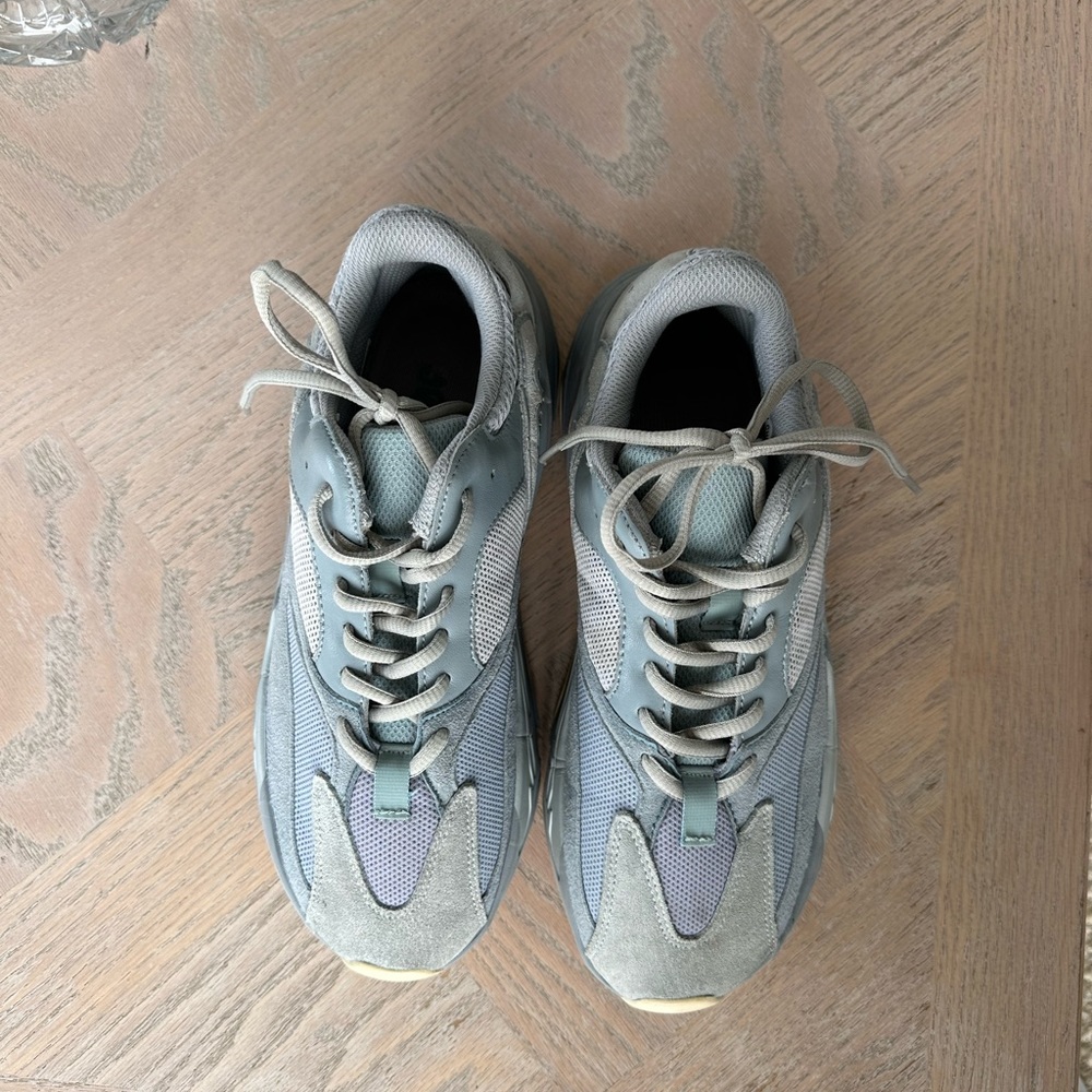 Yeezy boost 700 - Picture 8 of 8